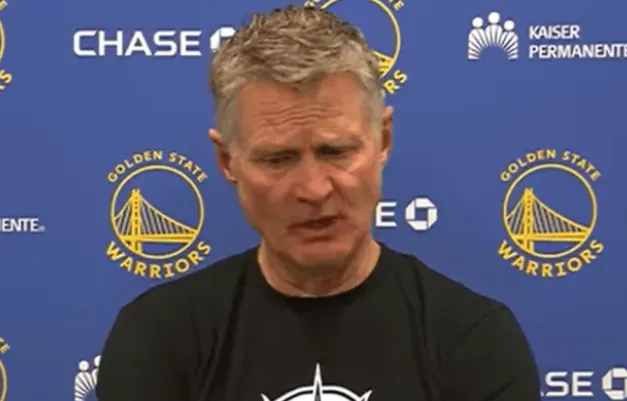 开云体育-科尔谈球队庆祝：就像赢得总冠军一样，我们太需要这场胜利